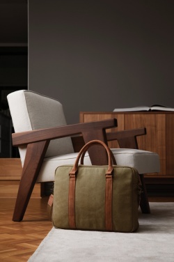 Logo trade firmakingituse pilt: VINGA Bosler RCS taaskasutatud lõuendist arvutikott